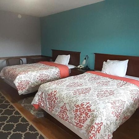 Woodfield Inn And Suites Yoakum Extérieur photo